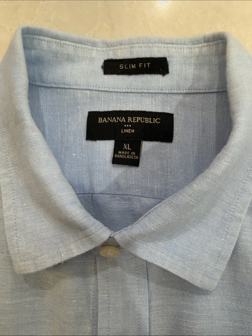 Banana Republic Light Blue Short Sleeve Button-Down Shirt